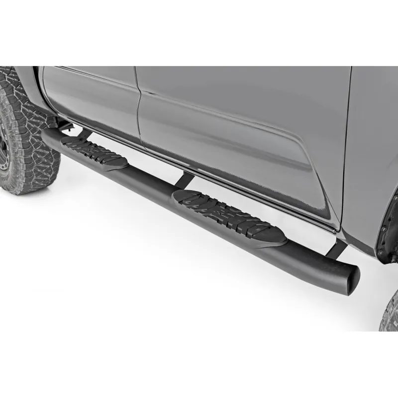 Wybór klientów Progi, stopnie boczne czarne Rough Country Oval Nerf Steps Double Cab