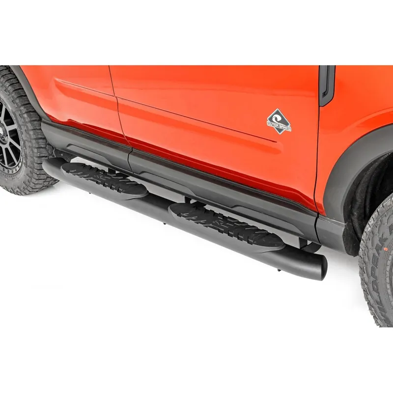 Progi, stopnie boczne czarne Rough Country Oval Nerf Steps Bestseller