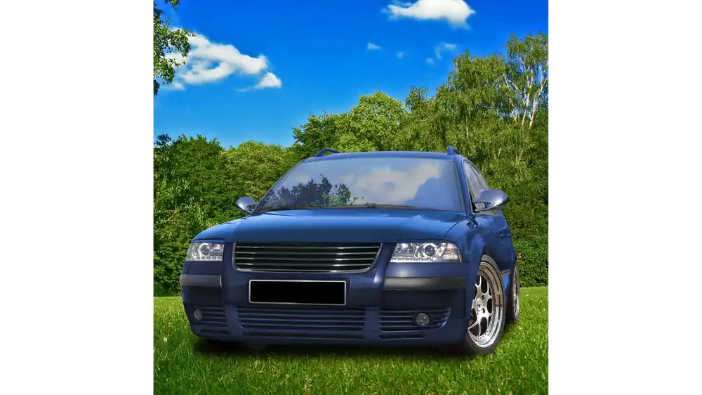 Nowy Grill Volkswagen PASSAT B5 Facelift Variant Chrome Strip bez znaczka